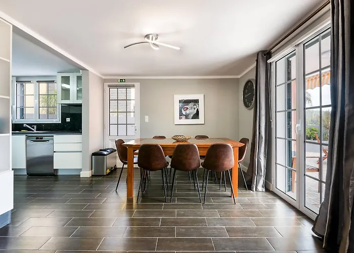 By Galmi Villa Santana (Madeira)