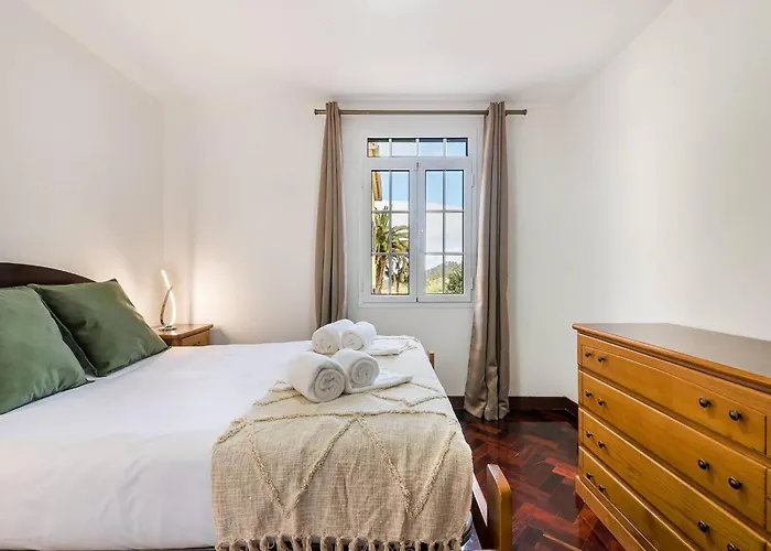 By Galmi Villa Santana (Madeira)